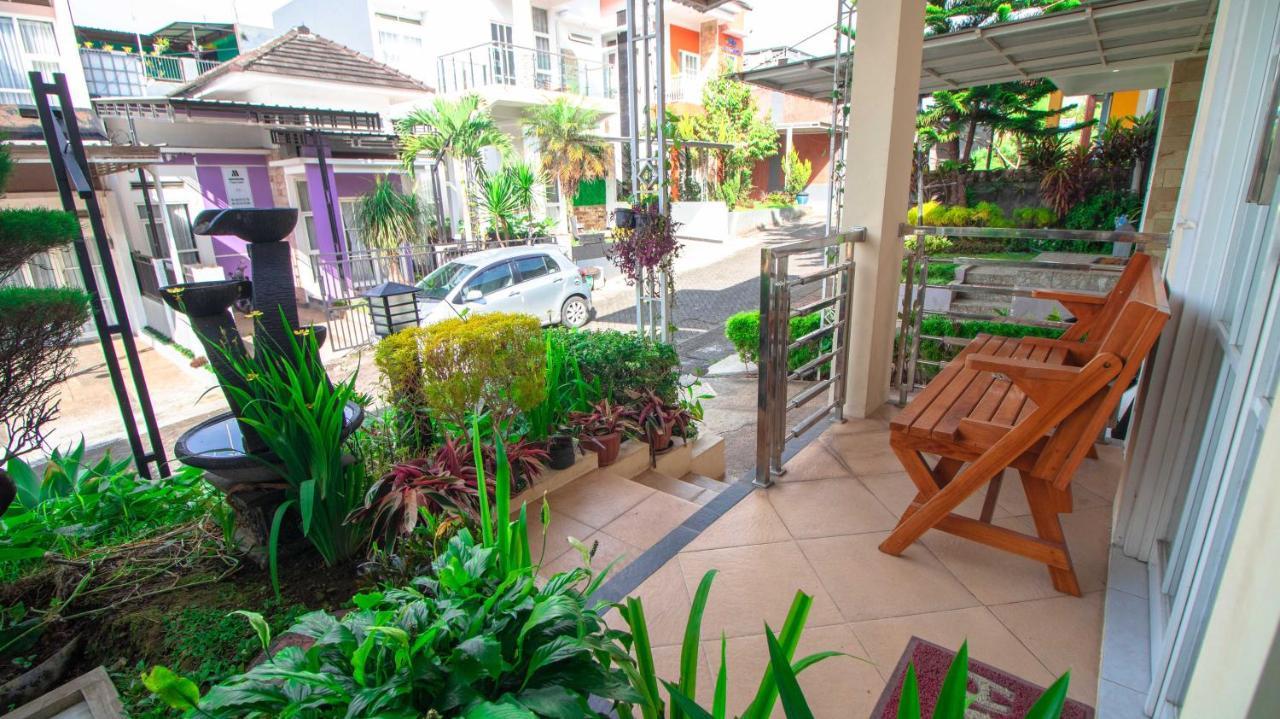 Villa El Nino 5 Bedroom Dengan Rooftop Mountain View Batu  Bagian luar foto